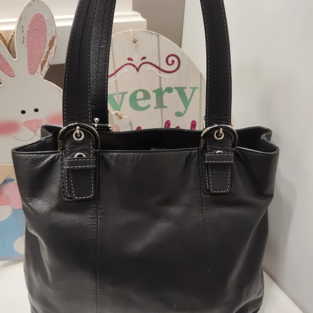 🖤 Vintage EUC Coach Soho Leather North South Smooth Leather Tote Bag, Black - Picture 13 of 16